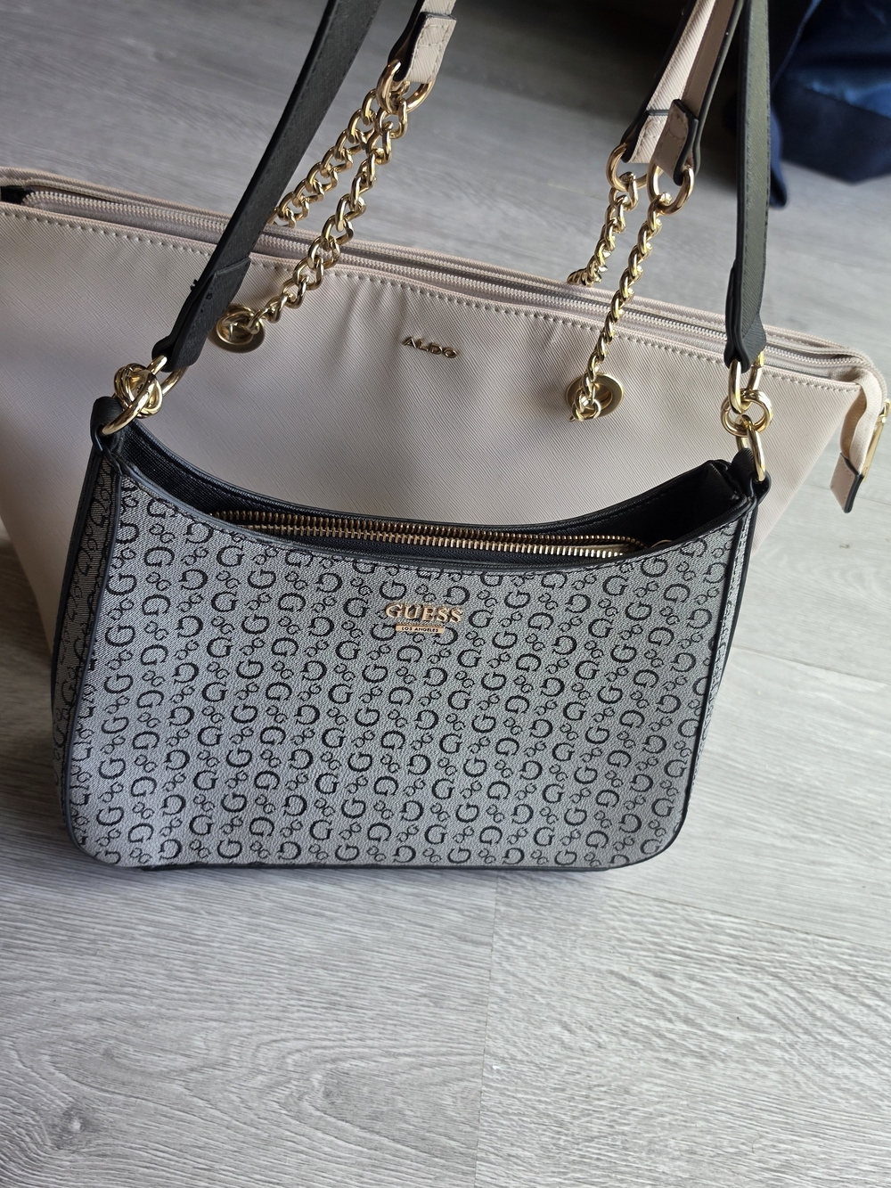 GUESS Gray Monogram Chain-Detail Shoulder Bag